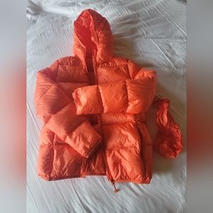 Down filled packable puffer jacket